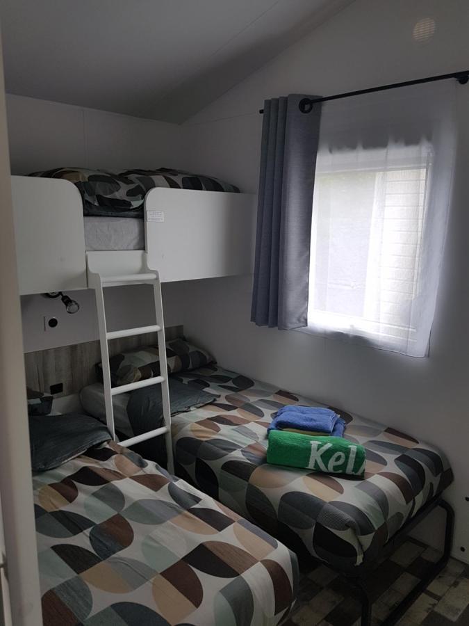 דול-דה-ברטאן Mobile Homes By Kelair At Camping Domaine Des Ormes מראה חיצוני תמונה
